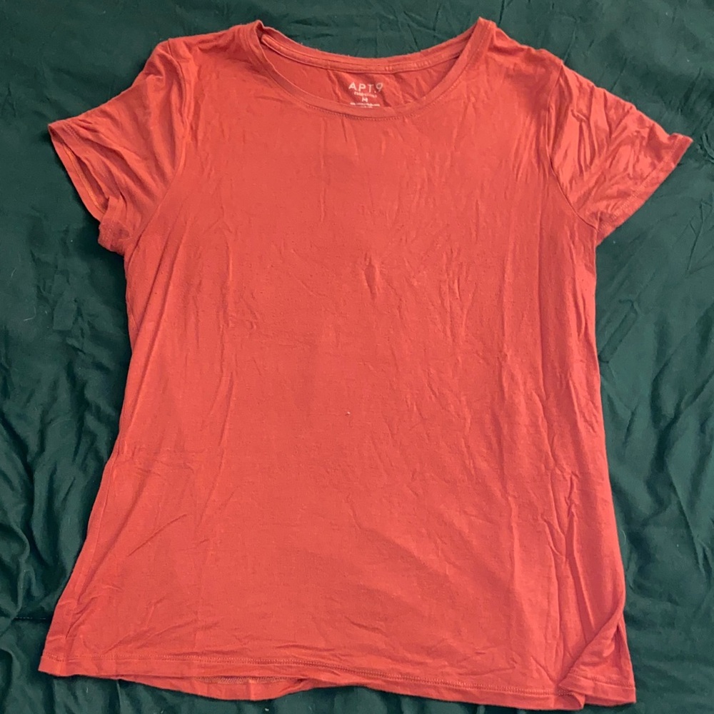 Apt. 9 Women’s Dark Pink Crewneck Tee